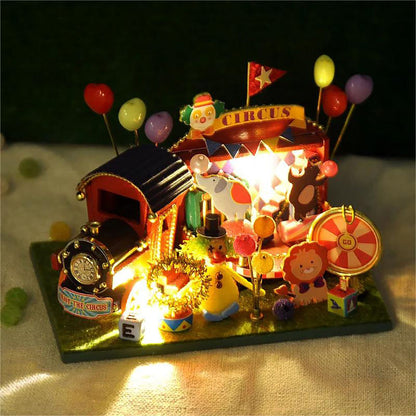 KDIOMALL Wooden Circus Car Ice Cream Truck Parade Kanto Cooking Shop With Light